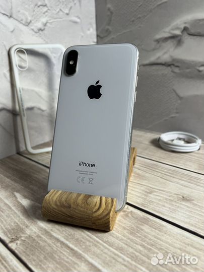 iPhone X, 64 ГБ