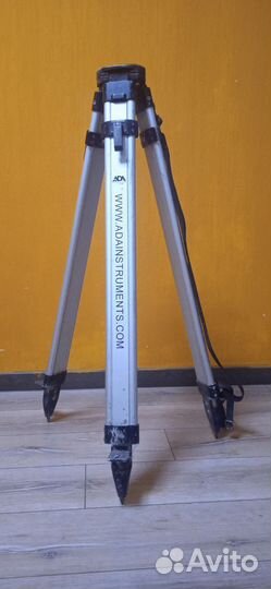Штатив алюминиевый на винтах ADA Light S