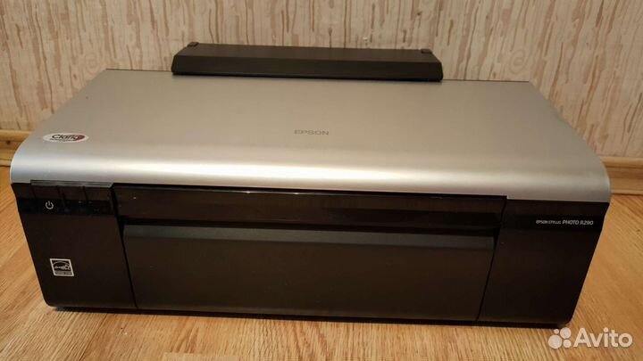 Фотопринтер Epson Stylus Photo R290