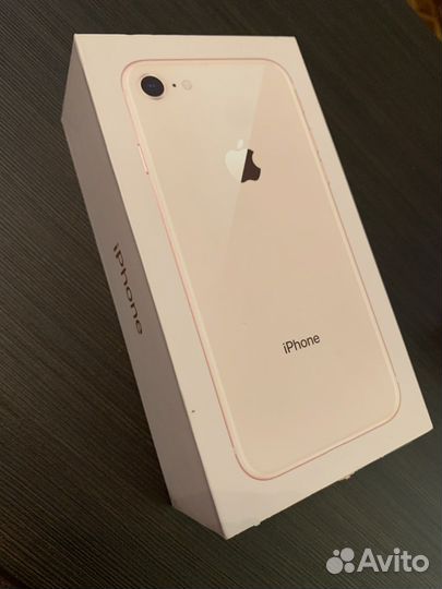 Коробка от iPhone 8