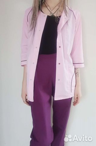 Медицинский костюм женский, новый, 42 размер