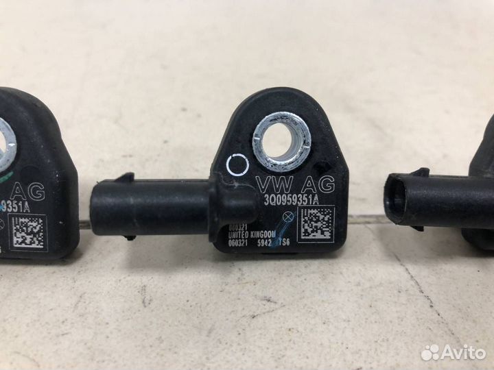 Датчик AIR BAG Skoda Karoq 2017