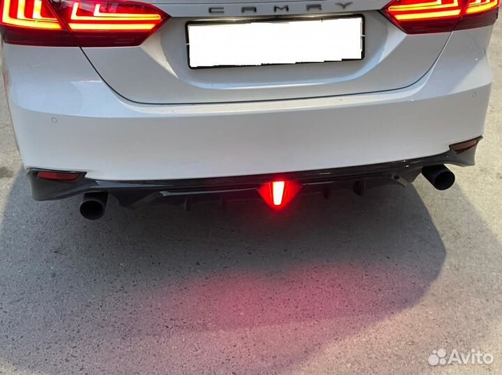 Диффузор заднего бампера Toyota Camry V70 (2018+)
