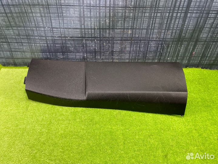 Обшивка салона правая Bmw X5 E70 N52 2007