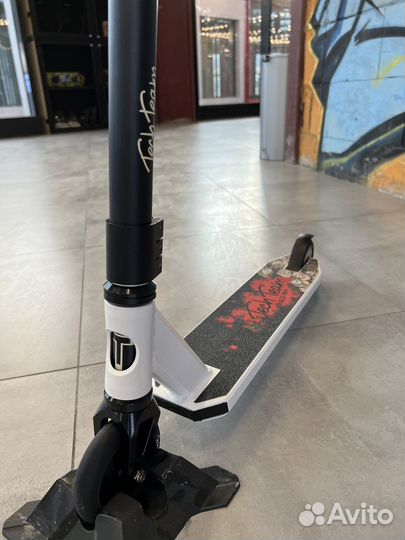 Трюковой самокат TT Duker 404