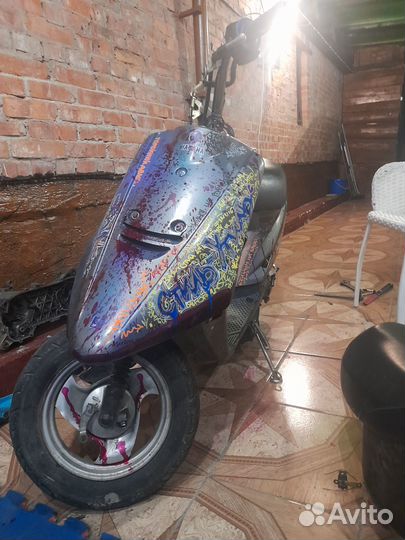 Стантовый скутер yamaha
