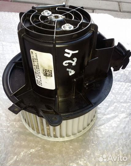 Моторчик печки мерседес С 204 Е 212