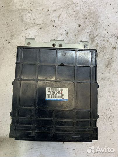 Блок управления двигателем Mitsubishi Lancer Cedia