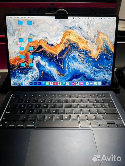 MacBook Air m2 8256