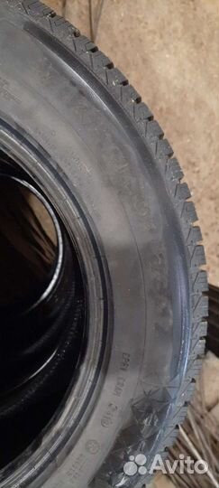 Continental ContiVikingContact 7 215/65 R16 102T