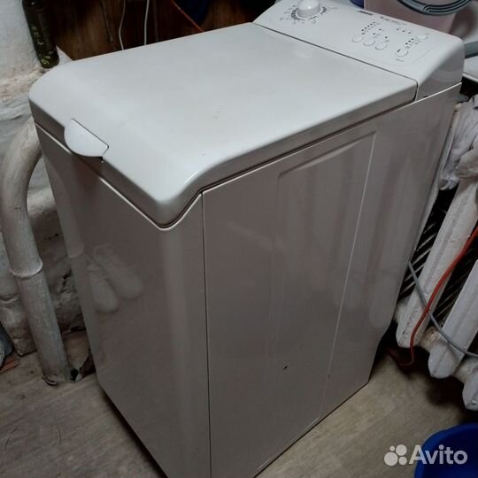 Стиральная машина с вертикальной загрузкой