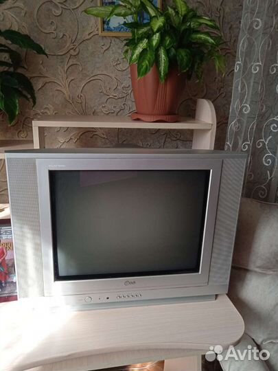 Телевизор LG б/у