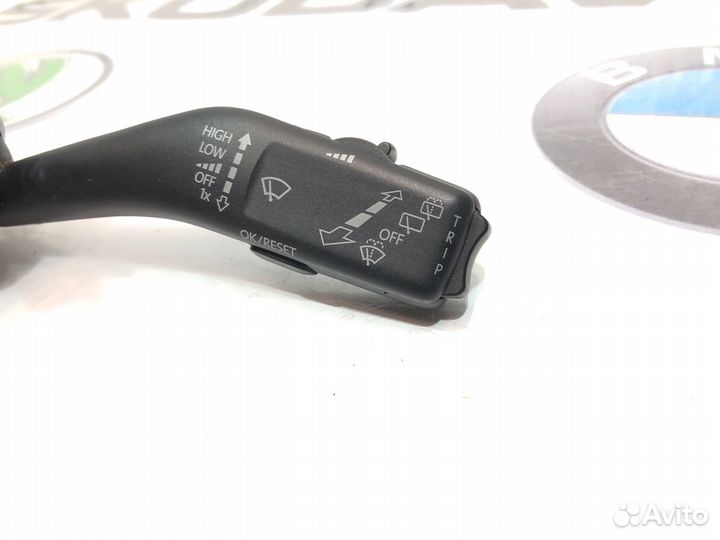 Подрулевой переключатель дворников Skoda Octavia