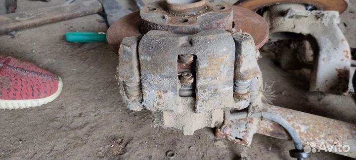 Ауди 80 б2 суппорта передние