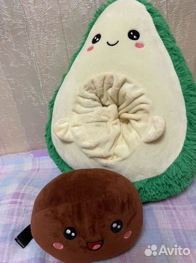 Мягкая игрушка авокадо