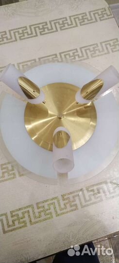 Светильник потолочный