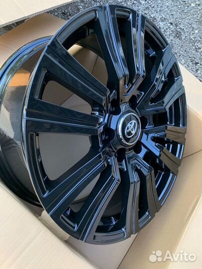 Зимние колеса для Tayota Land Cruiser 300 R20