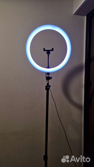 Кольцевая лампа 33 см цветная