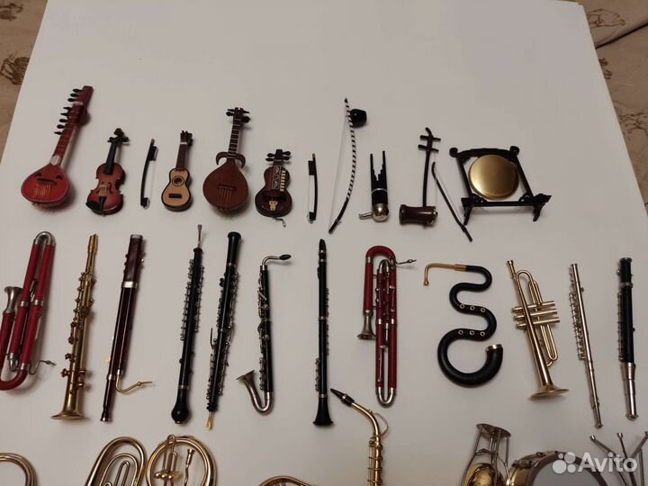 Коллекция музыкальных инструментов
