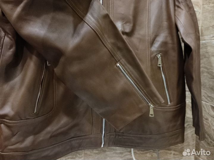 Кожаная куртка новая xxxl