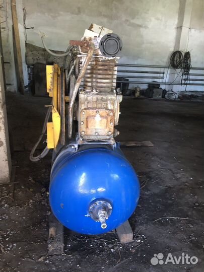 Компресор воздушный (промышленный )