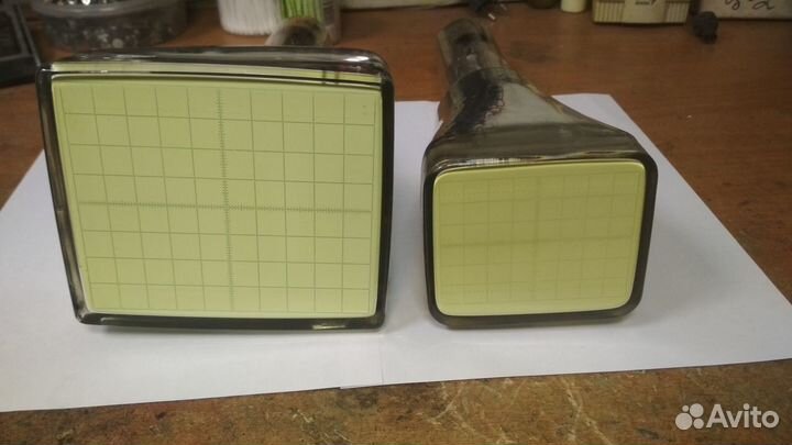 Трубка электронно-лучевая 11ло5В 17ло2Х