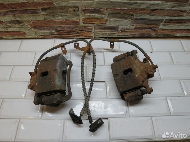 Суппорт передний Hyundai i40 Хендай