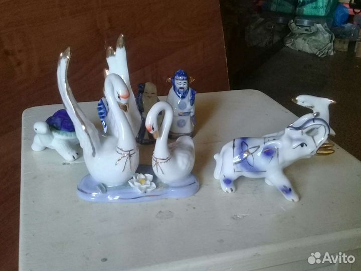 Фарфоровые статуэтки