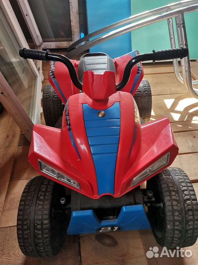 Детский квадроцикл на аккумуляторе