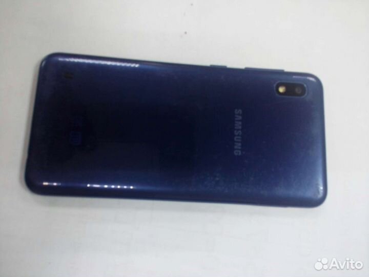 Samsung Galaxy A10, 2/32 ГБ