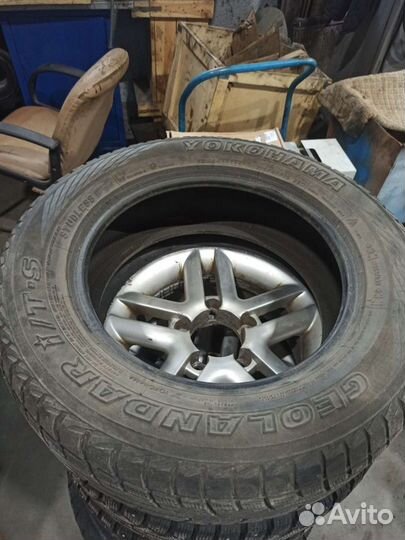 Yokohama Geolandar I/T-S G073 215/65 R16