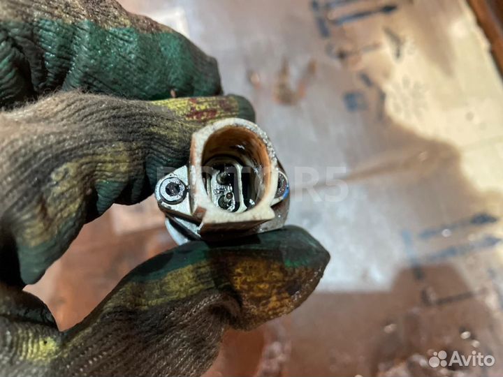 Форсунка топливная DAF XF 106 2018 2047600