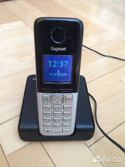 Радиотелефон Gigaset C300