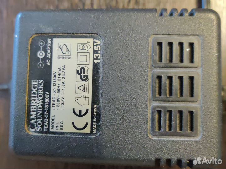 Сабвуфер Creative