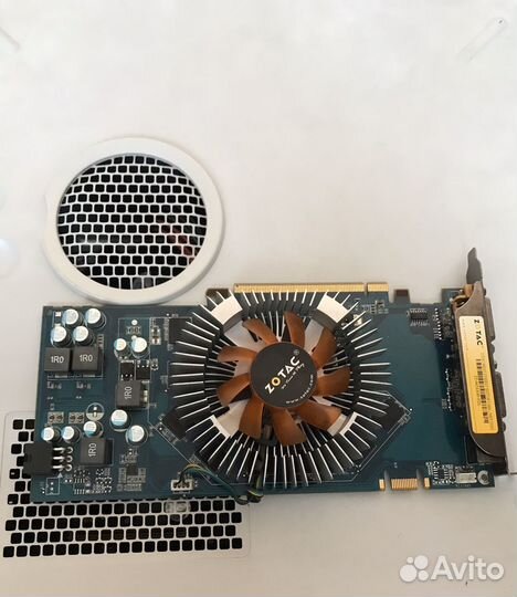 Видеокарта zotac 9600GT Synergy edition