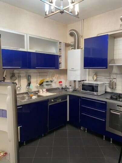 3-к. квартира, 184,6 м², 1/2 эт.