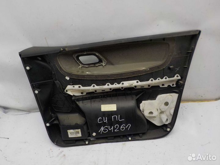 Обшивка двери передней левой Citroen c4