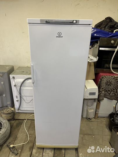Морозильная камера indesit NO frost