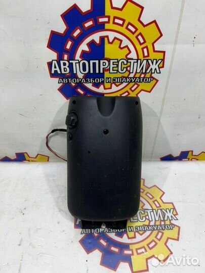 Кожух рулевой колонки Audi Q7 2006