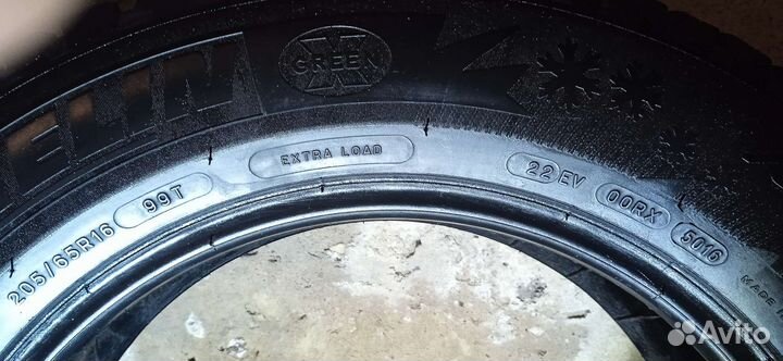 Michelin X-Ice North 2 215/60 R16 94B