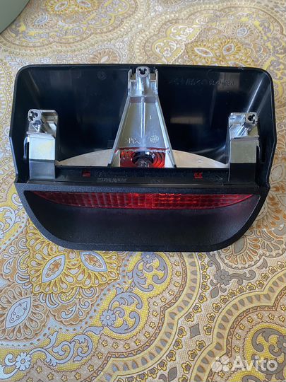 Доп стоп сигнал на Рено Дастер