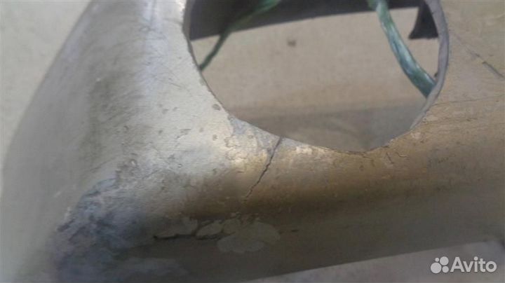 Накладка переднего бампера левая Mitsubishi Pajer