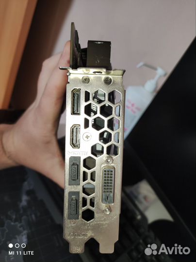MSI GTX1070 armor OC 8GB