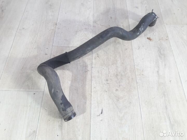 Патрубок системы охлаждения Nissan Almera G15