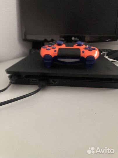 Sony playstation 4 PS4 slim 1tb (лицензия)