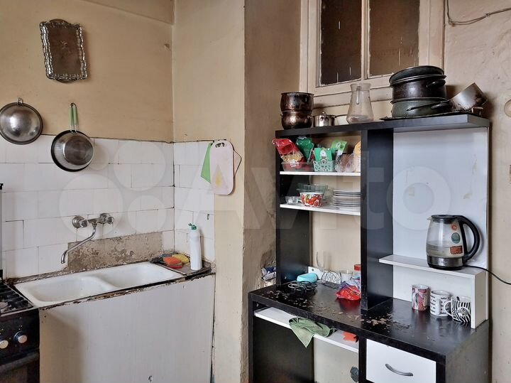 Комната 19 м² в 4-к., 3/8 эт.