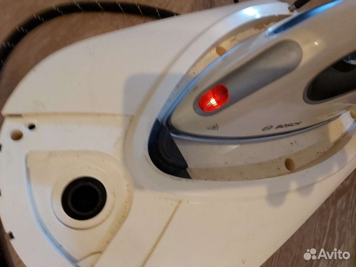 Утюг с парогенератором Bosch