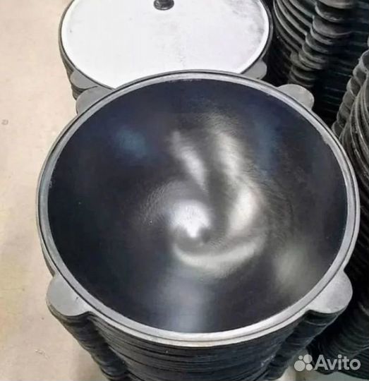 Казан чугунный с крышкой 22 литра
