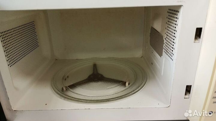 Микроволновая печь Sanyo EM-S1097W