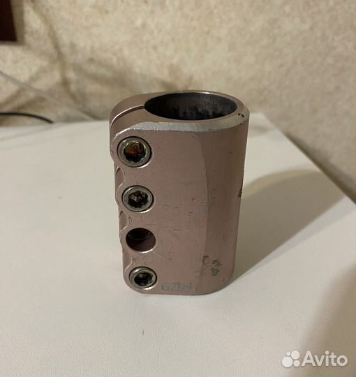 Зажим для трюкового самоката aztec pandora